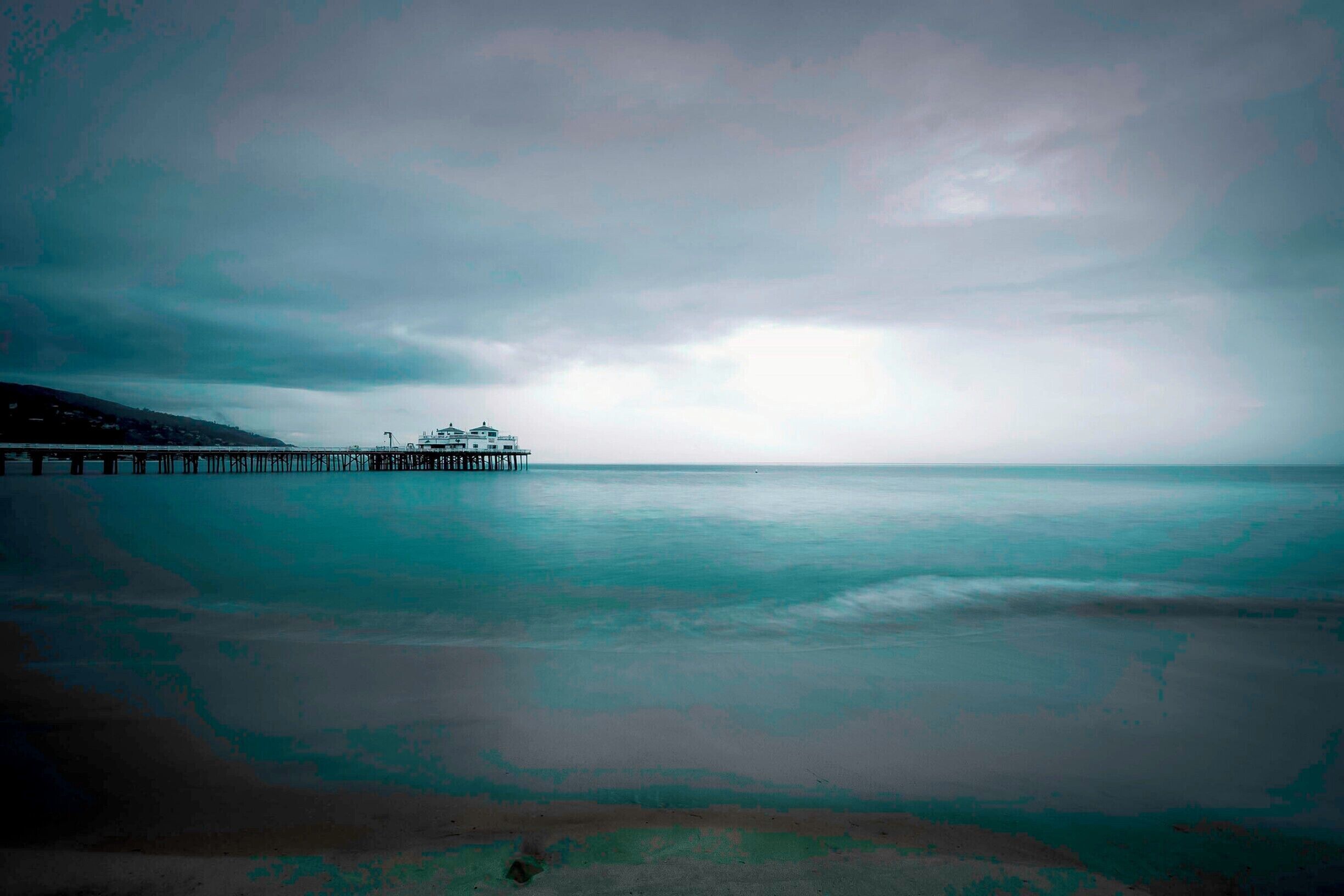 Malibu, CA. -October, 2016
Malibu Pier under stormy skies.
Storm clouds move across the skies over Malibu Pier on Halloween. Creating a tableau worthy of a pallet and a brush.

(photo by robb /robb image)
#BvSapplication #malibu #robbimage