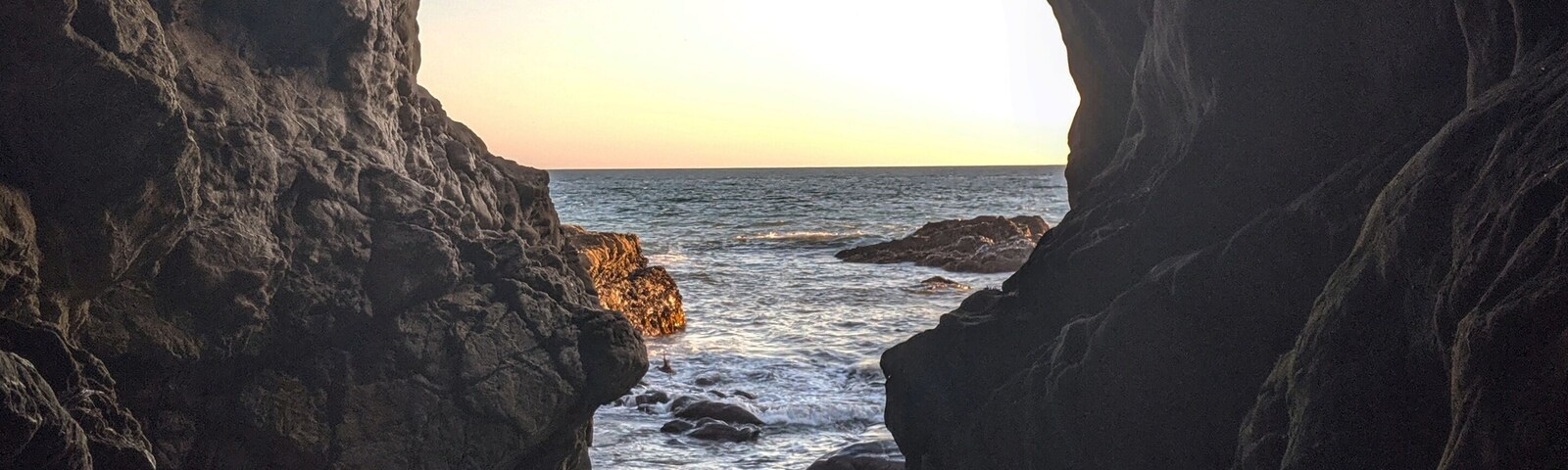 #Mybackyard LA can seem impossible to move through during certain hours, but if traveling at the right time, you can move from the mountains to the beach in a couple hours. Other times ...it can take a few hours to cross town.