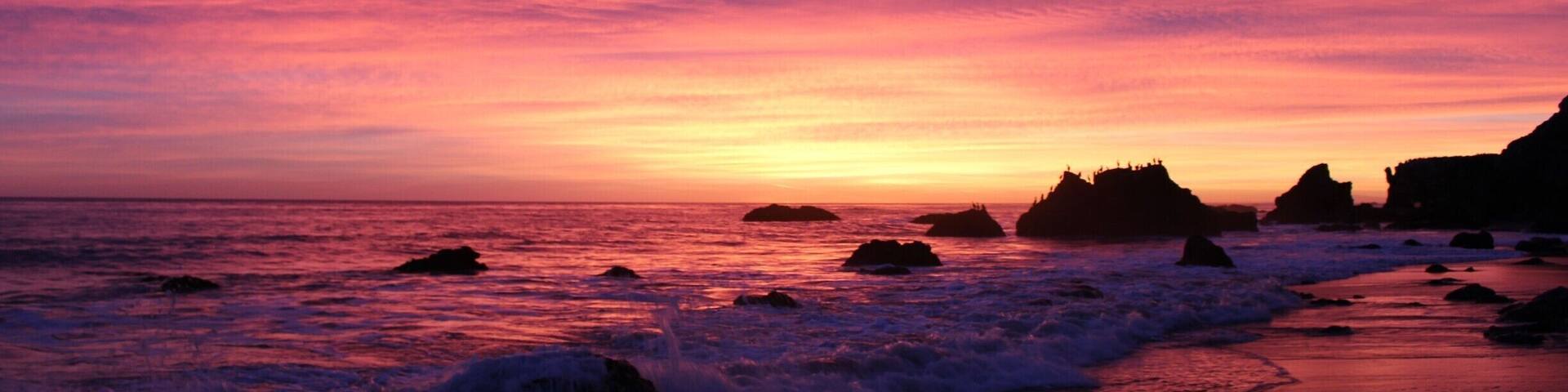 El Matador State Beach, Malibu CA
Malibu sunsets are the best.