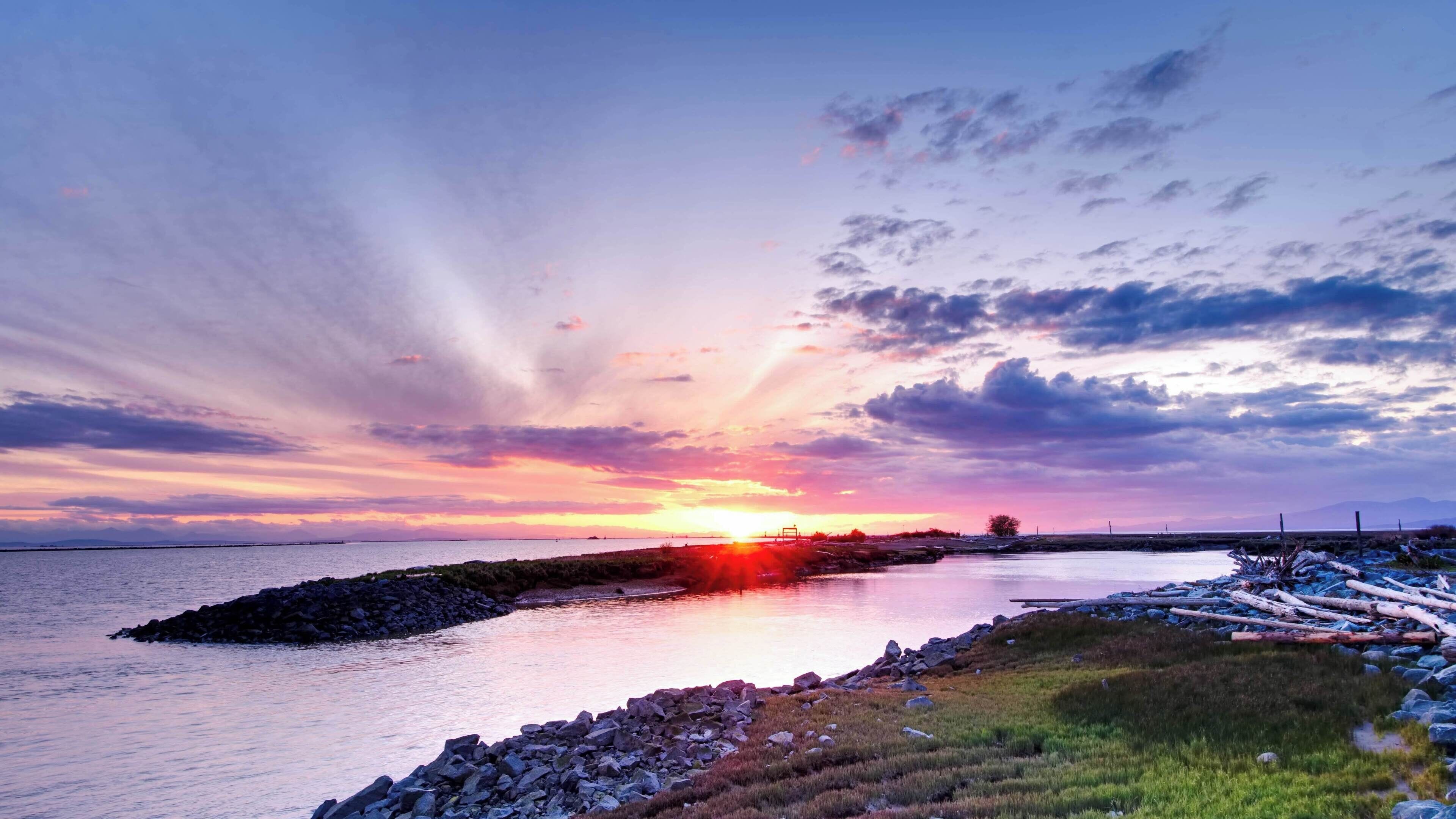 This’s one of the locations in Richmond to enjoy the sunset