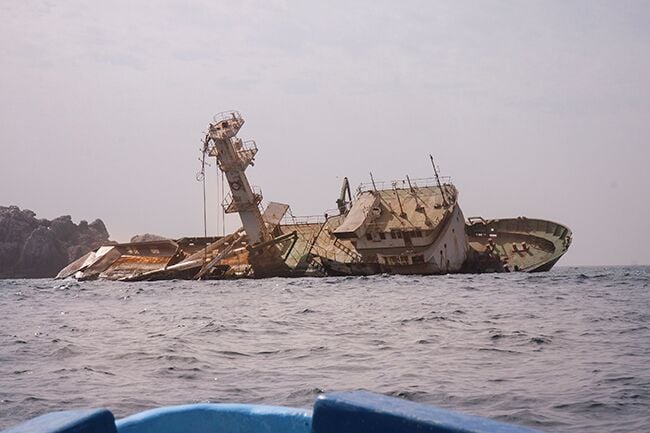 The world`s smalles National Park is Ile de Madeleine just 4 km outside Dakar in Senegal. It has a great bird life and some beautiful lagoons. A shipwreck is just on the shore of the island. Read more on. http://www.travelwithallsenses.com/ile-de-madeleine-dakar-senegal/