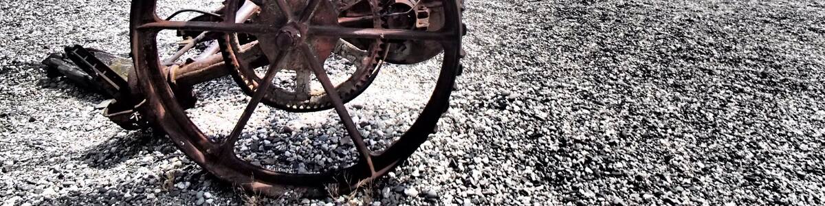 Cromwell Old Town has the kind of charms typical of historic Otago and other gems scattered all over New Zealand.
TRAVEL TIP :
If you're visiting Cromwell make sure to check out the Sunday Markets in the Old Town (Operating Jan-Apr)