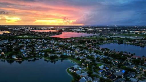 マイアミ レイクス