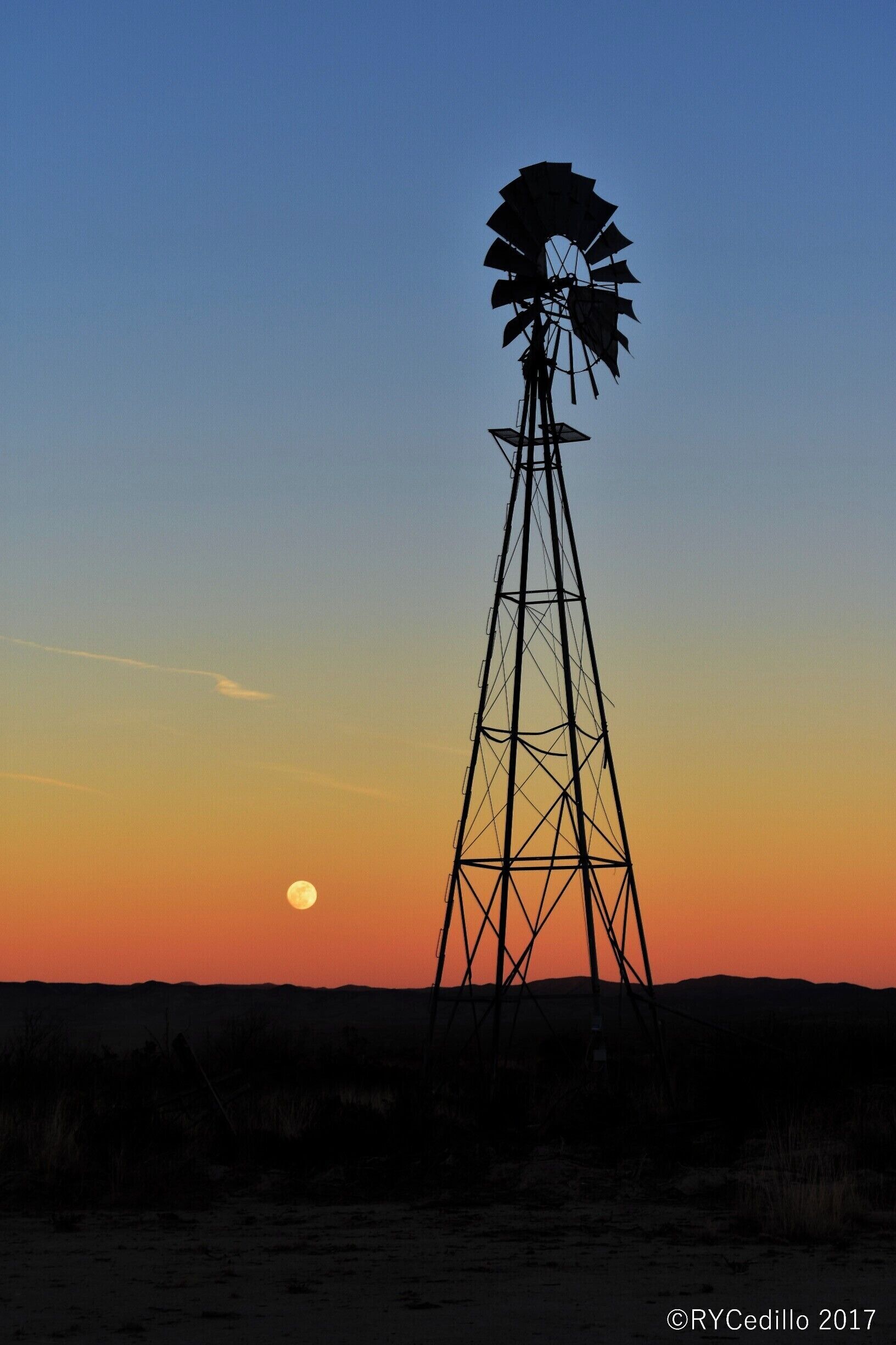 Full moon and a WTX sunset beauty and peace all in one. 