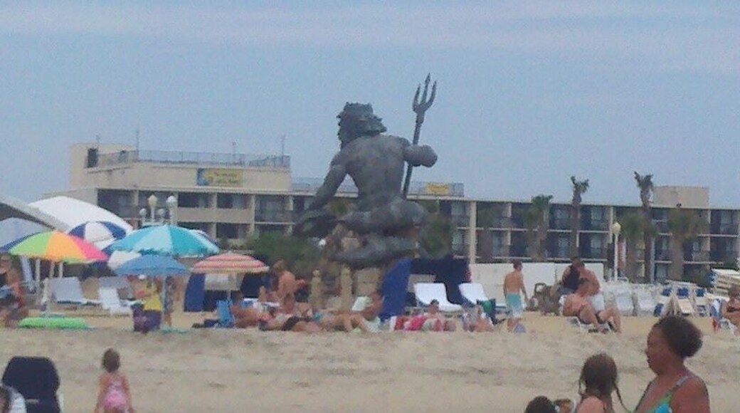 A day trip from Atlanta via Delta for my youngest daughter's birthday. Was a good day on the beach