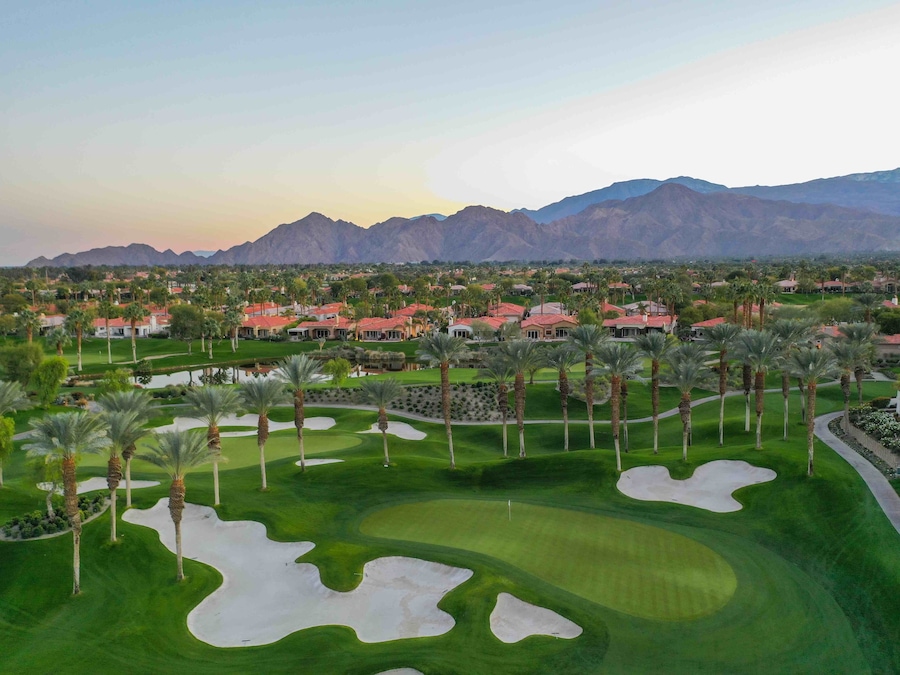 Four! Donāt get hit by the golf ball...I mean drone! #golf #palmsprings #palmdesert #coachella #california #travel #sunset #mountain #canyon #optoutside