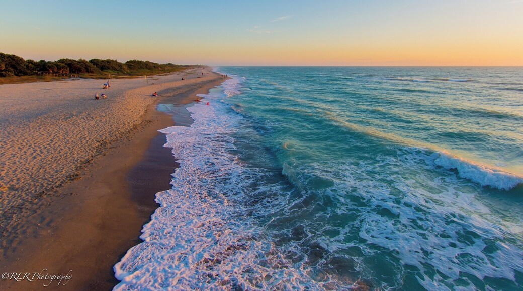Spectacular beach , Gulf Side , great sunsets perfect spot to just blitz. #bedaringexplore #exploreflags #beachbound