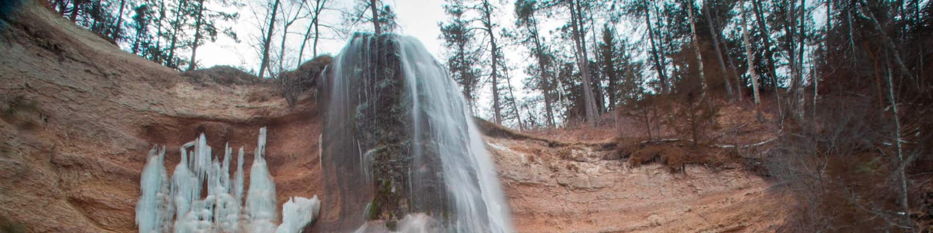 Valentine showing a cascade and forests