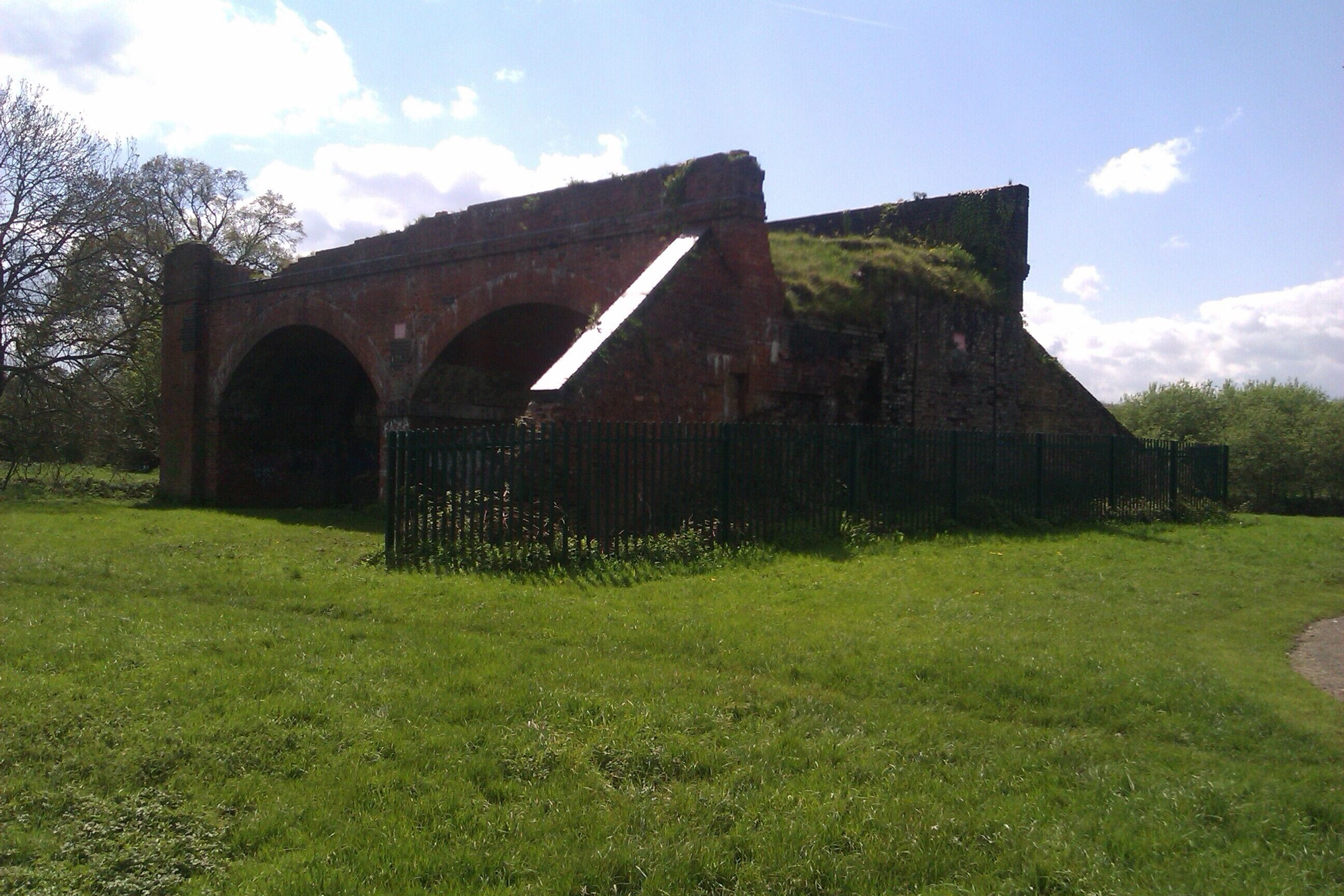 A memorial to a famous line which once linked Bournemouth with Bath. Just 2 arches left, but let's hope nobody ever demolishes it.