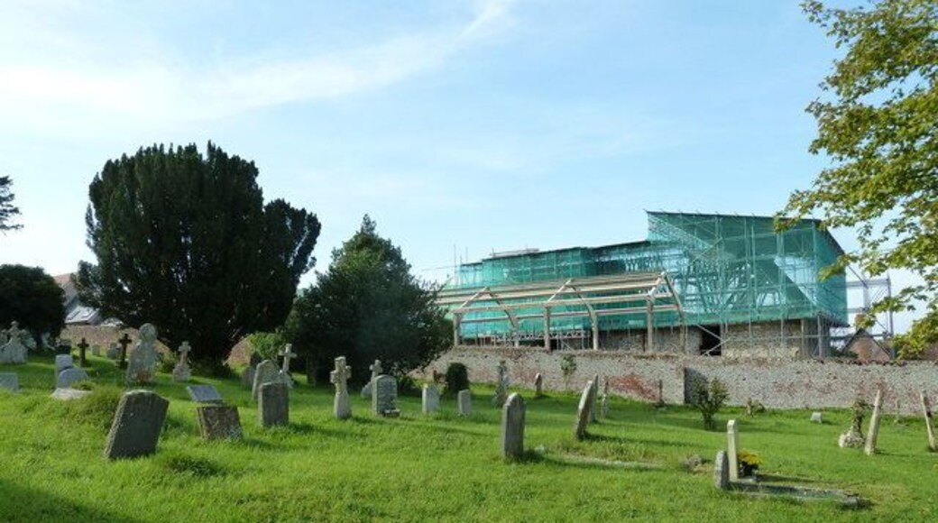 St Mary, Iwerne Courtney: churchyard (c)
