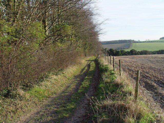 Bridleway towards Rendezvous Plantation