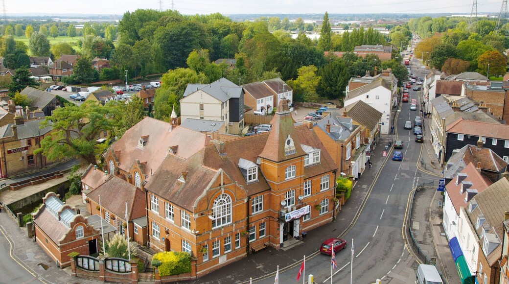 Waltham Abbey das einen historische Architektur, Straßenszenen und Stadt