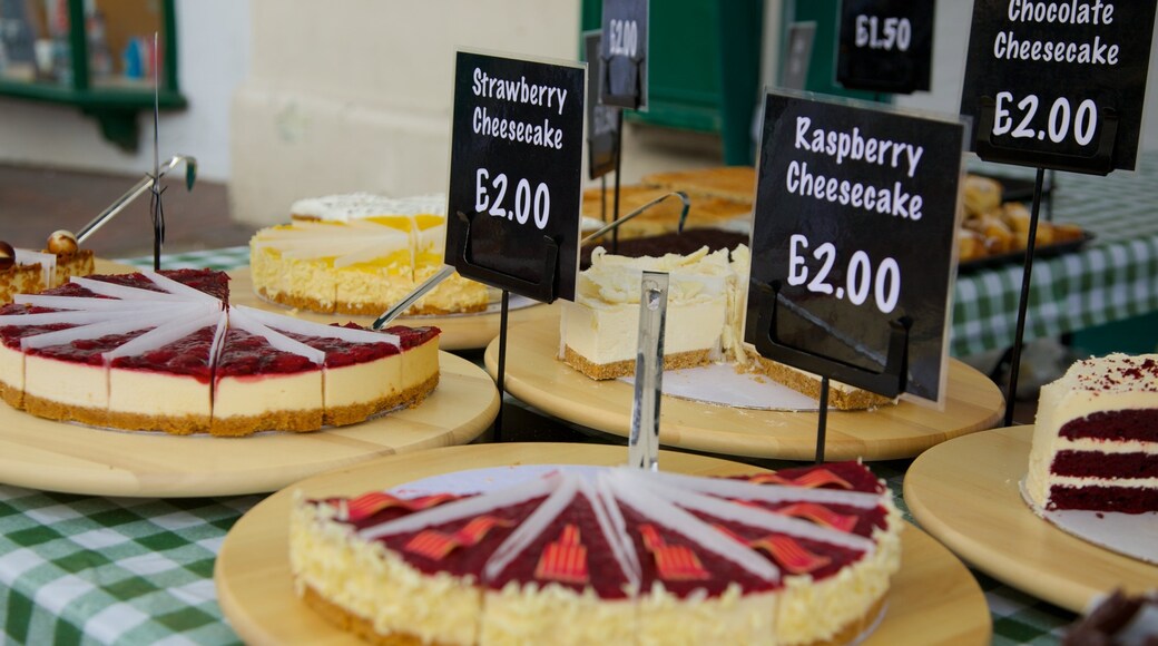 Waltham Abbey welches beinhaltet Speisen