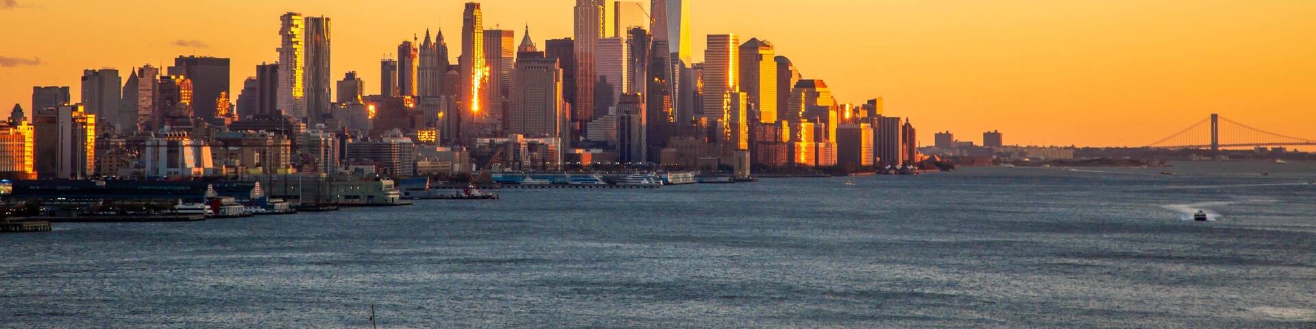 Weehawken Hotel Guide