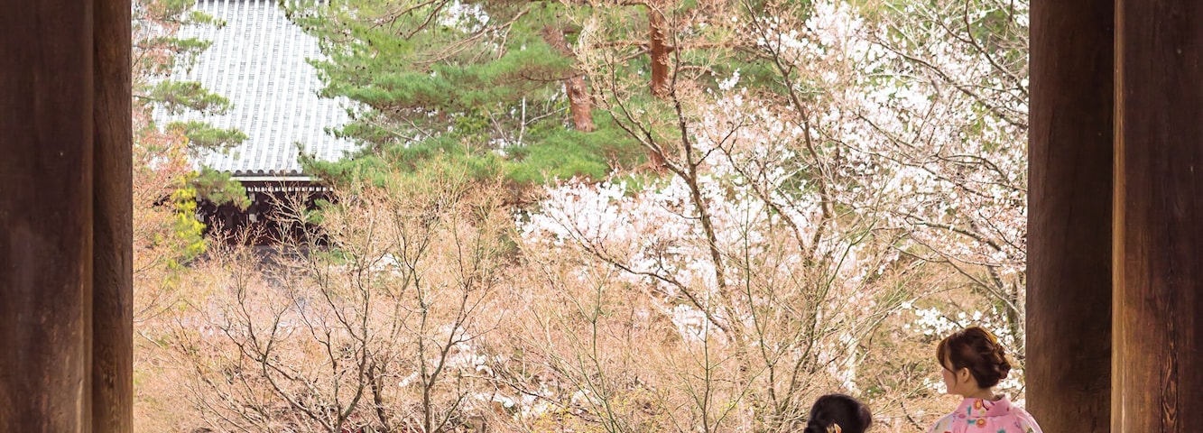 Nanzenji Temple (南禅寺), whose spacious grounds are located at the base of Kyoto's forested Higashiyama mountains, is one of the most important Zen temples in all of Japan. It is the head temple of one of the schools within the Rinzai sect of Japanese Zen Buddhism and includes multiple subtemples, that make the already large complex of temple buildings even larger. (japan-guide.com)