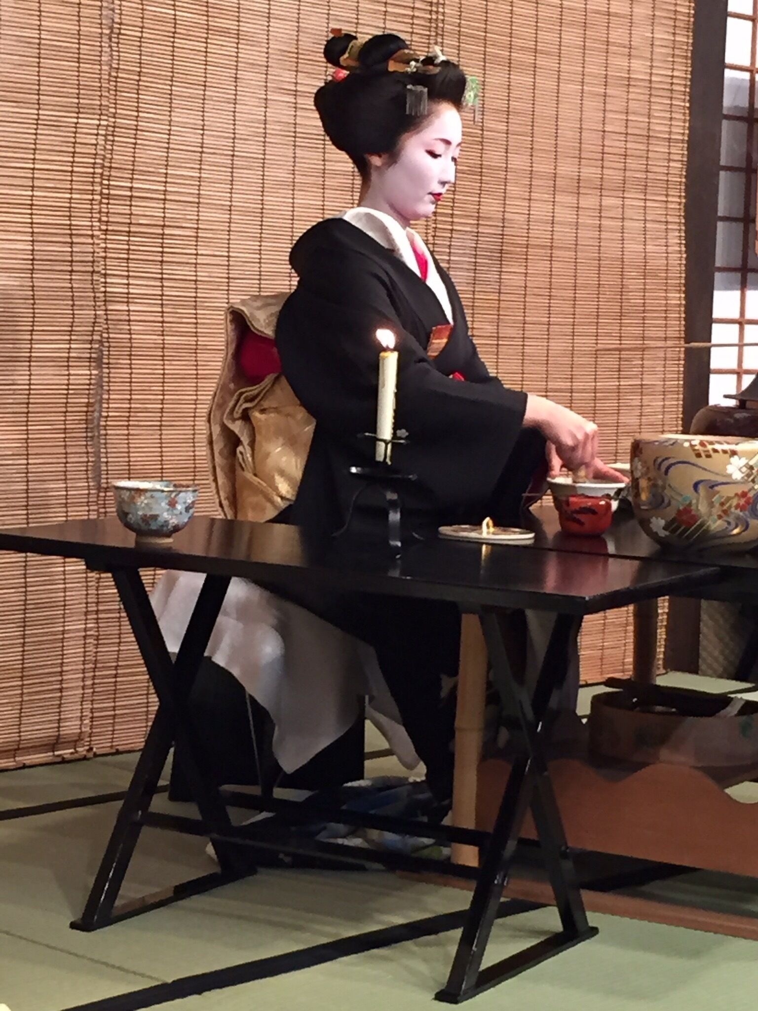 Preparing the tea for the guests. Tea served here is matcha and not sencha which many are accustomed to outside Japan. It's more bitter and like sashimi an acquired taste.