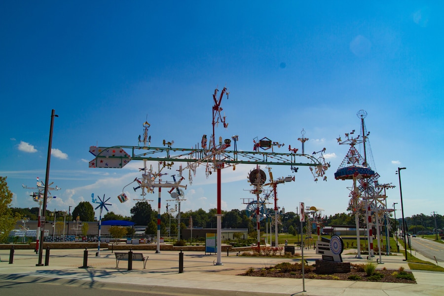 Public Whirligig Park, The Worlds Largest Whirligigs In Wilson NC Park