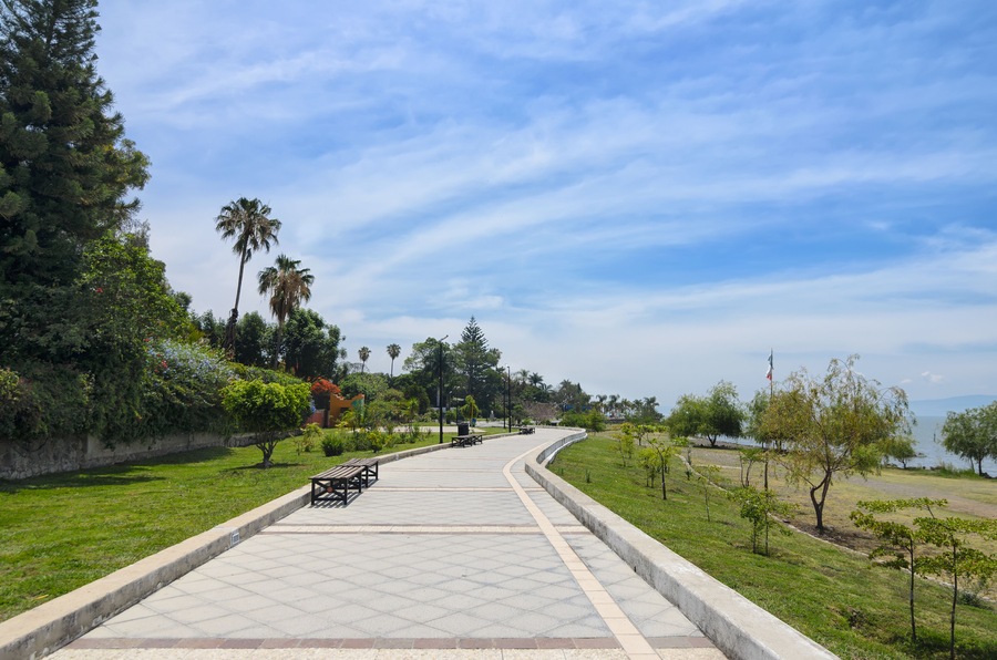 Paved pedestrian road along Chapala lake; Shutterstock ID 441704185; Purchase Order: -