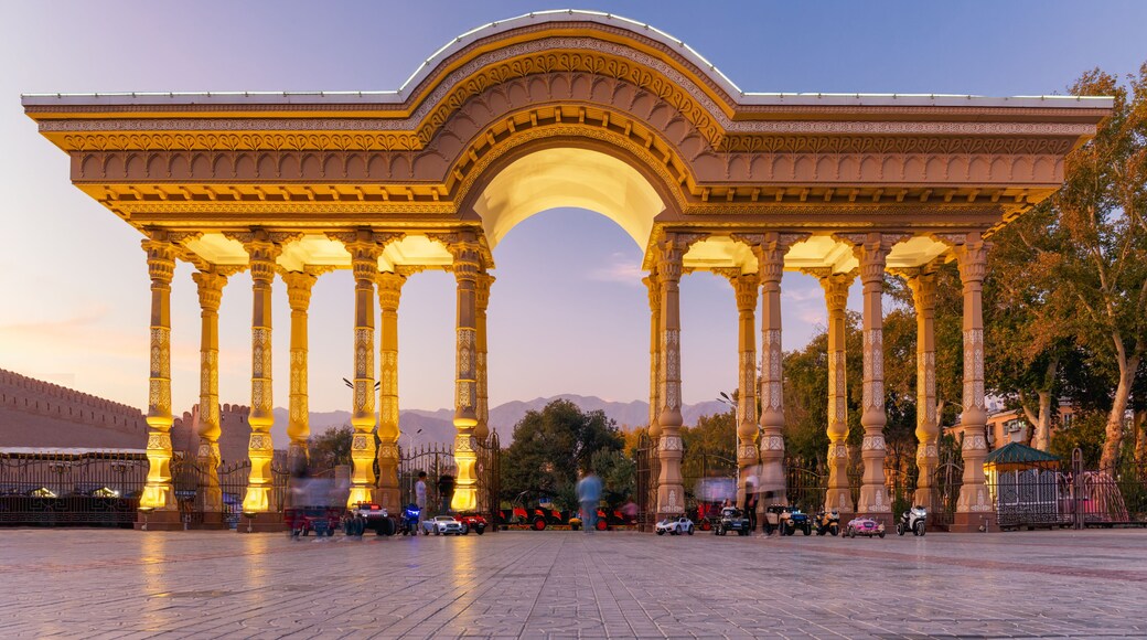 Panjshanbe Bazaar