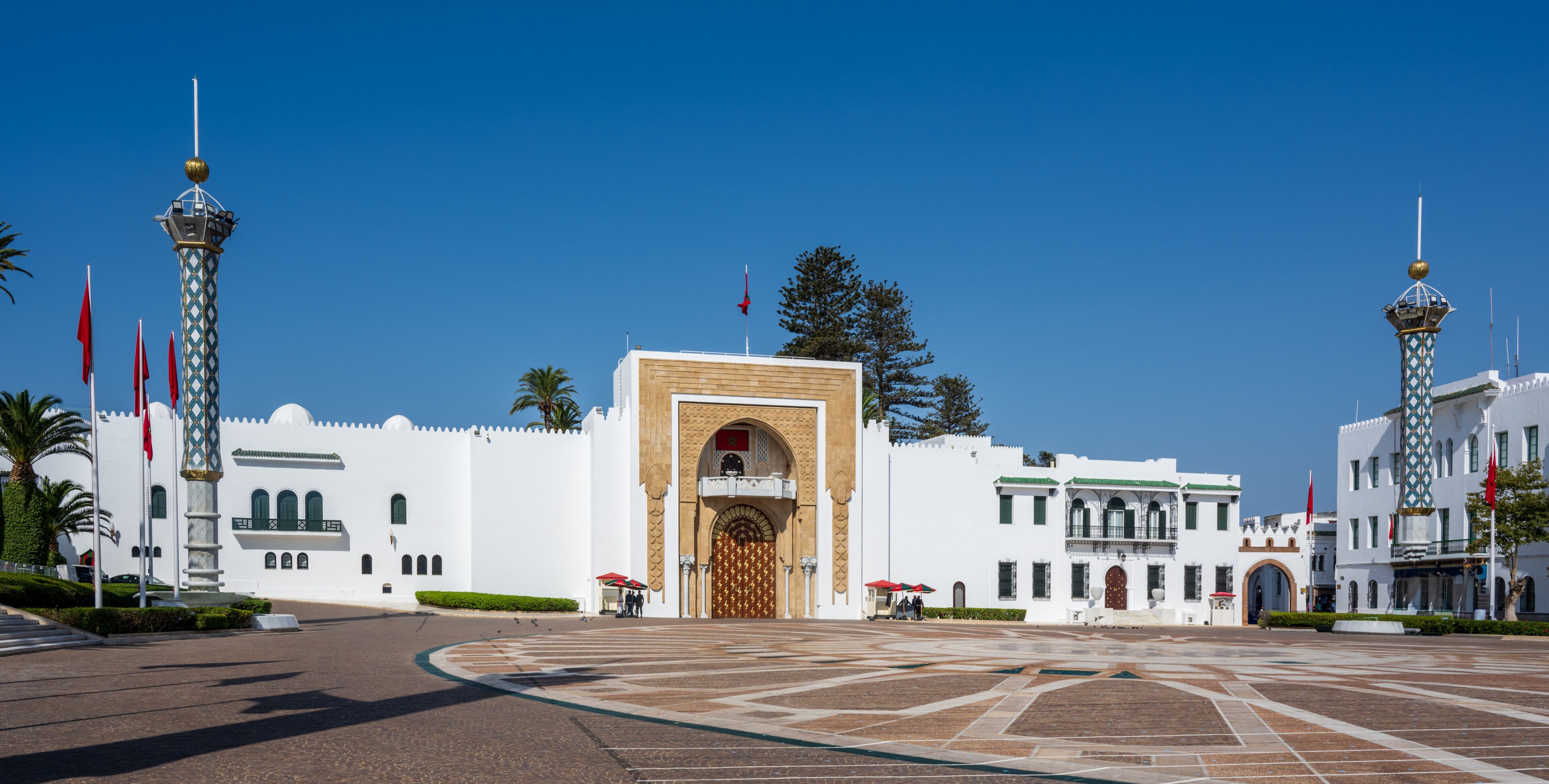 Hassan II square in Tetouan, Tétouan, Morocco. The photography also shows the Royal Palace of Tétouan.