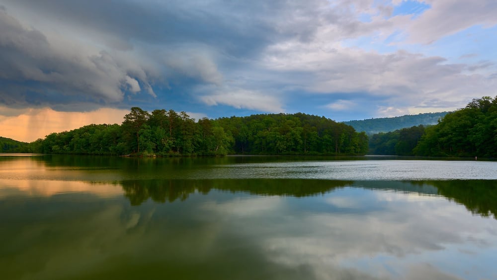 Tranquility of gorgeous summer evening at the park