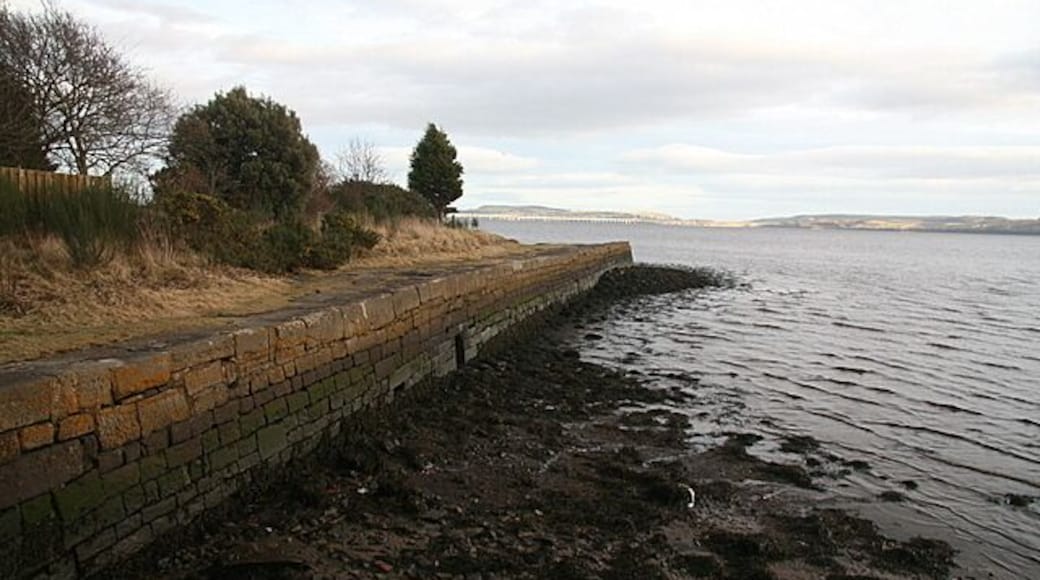 Disused pier, Invergowrie The pier was used to ship stone from the nearby Kingoodie quarry.