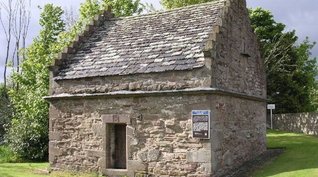 The Tealing Dovecote. The Dovecote, which is in the care of Historic Scotland was built in 1595 by Sir David Maxwell of Tealing