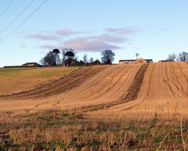 South Powrie Farm and Farm Lands The picture was taken from the Dundee / Burnside of Duntrune Road.