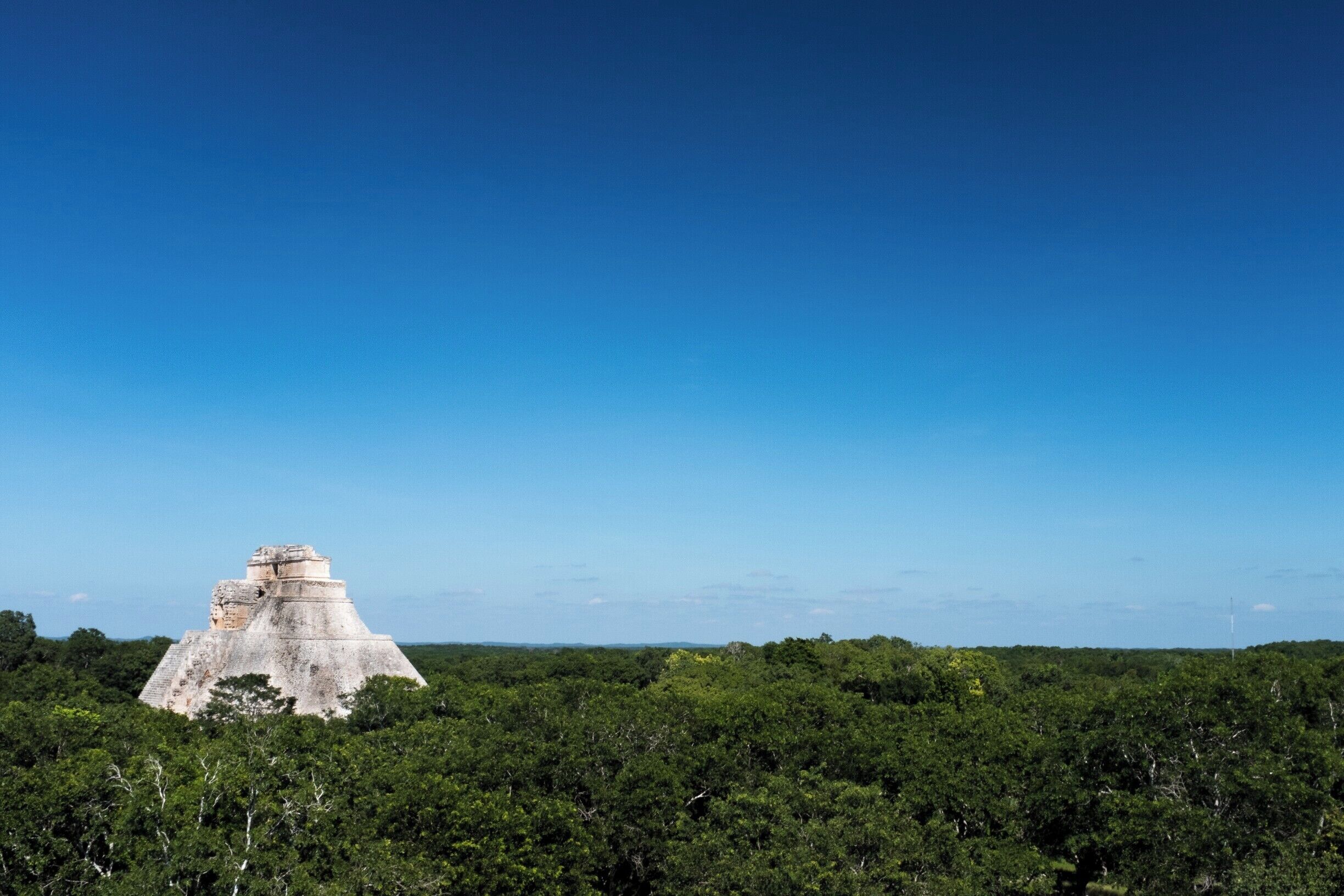 Man vs Jungle 🌿

Look closely at the Yucatán jungle or you might just miss it. Could it be a hill, a mound, something natural? Or maybe an ancient ruin bubbling up, long reclaimed by the green.

Exploring the Ruins at Uxmal felt special. The jungle uncurling it’s claws to reveal a once formidable temple.