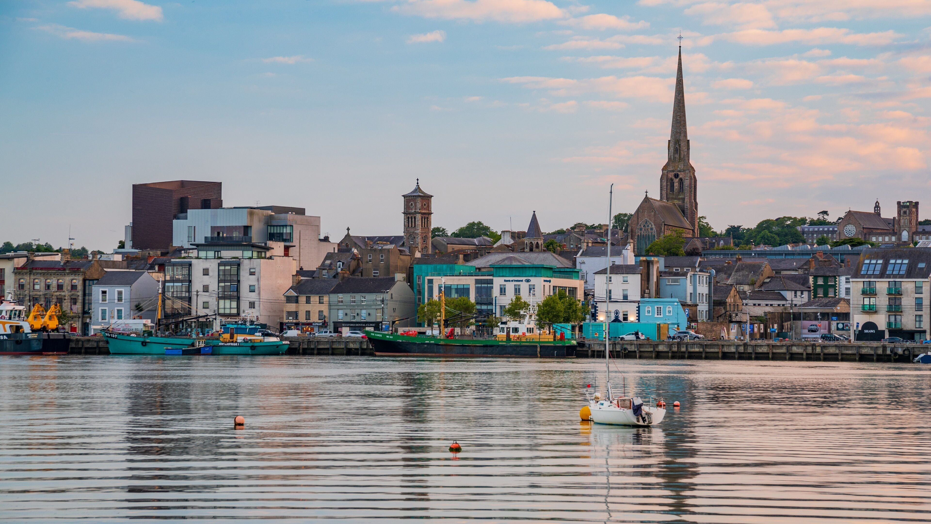 <h2>Top-rated places to stay near the beach in Wexford</h2>