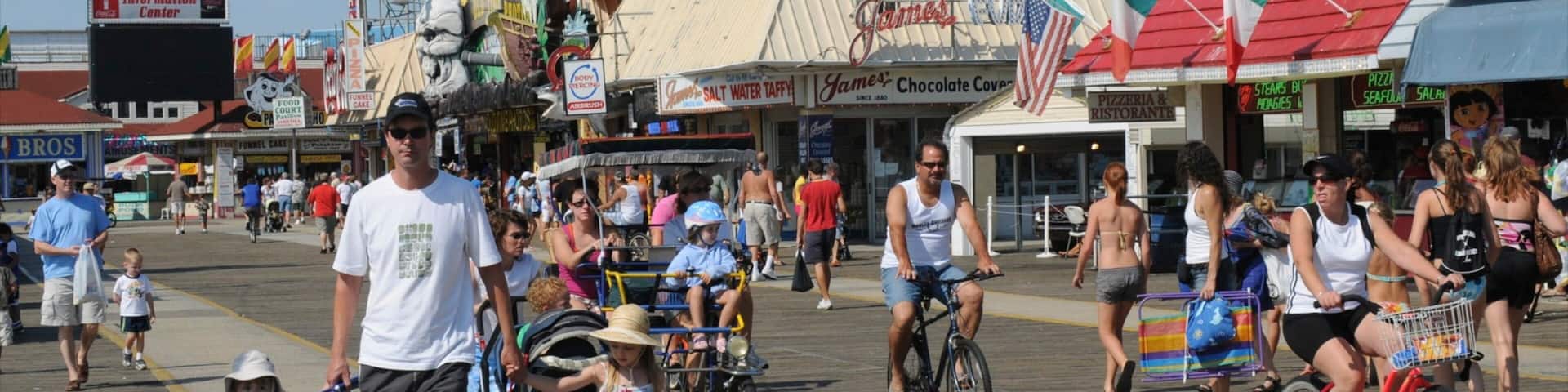 Wildwood which includes cycling, street scenes and a small town or village