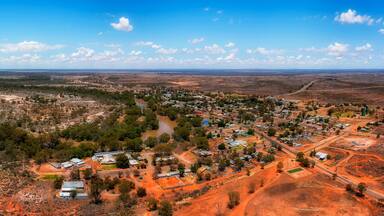 D Wilcannia high far pan