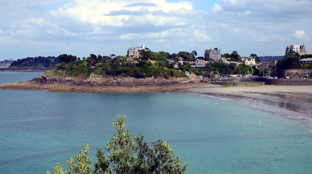 View on Dinard bay with its boats and yachts. The most British of Brittany’s resorts is popular with families who are attracted by its sandy beaches and coastal walks. Brittany, France
