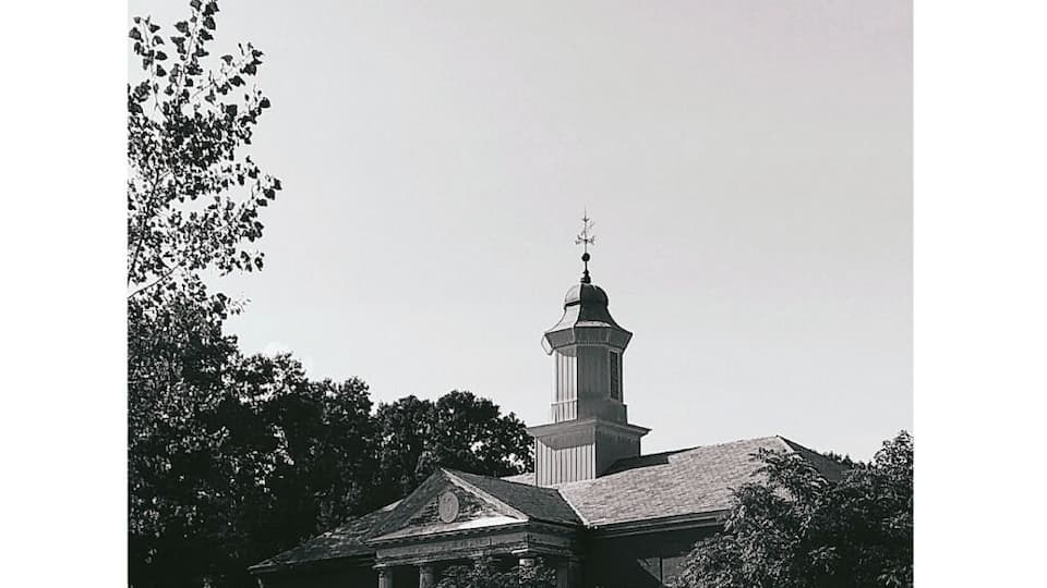 The Metropolitan State Hospital in Waltham, MA, was opened in October of 1930 and housed the mentally ill until its doors closed in January of 1992. It is known as the "Hospital of 7 Teeth" because a man named Melvin Wilson confessed to the murder of young Anna Marie Davee who went on a walk in 1978 and was never seen again. Wilson showed police 3 separate locations where he buried her body on the property of the hospital. He kept 7 of her teeth as a souvenir.
#Adventure #Asylum #MA #Haunted #Abandoned #Abandonedjunkie #Abandonedplaces #Abandonedbuilding #like #follow
