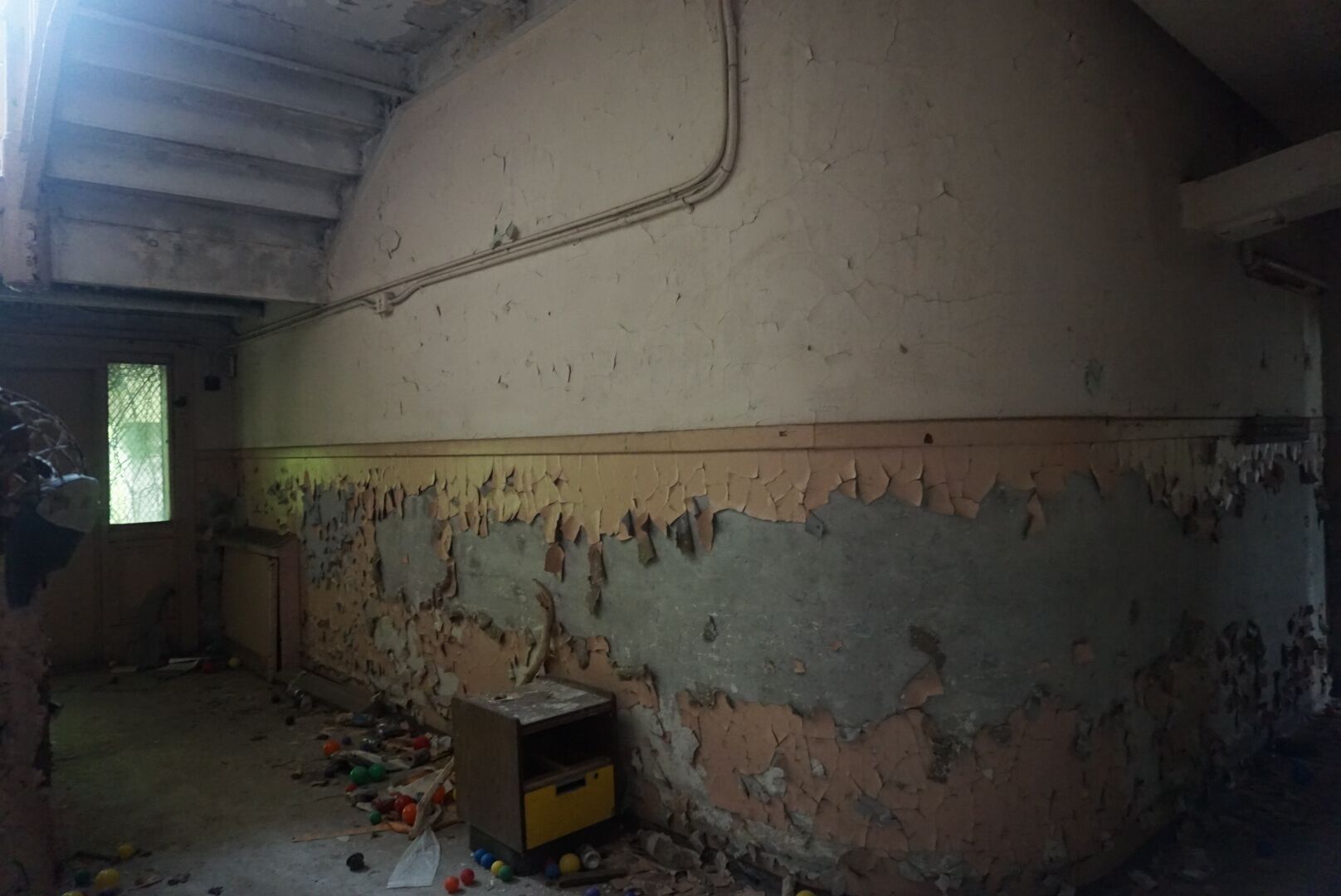 included the location but if you go here you will be arrested so i wouldn't try 😁
#urbex #urbexworld #abandonedschool