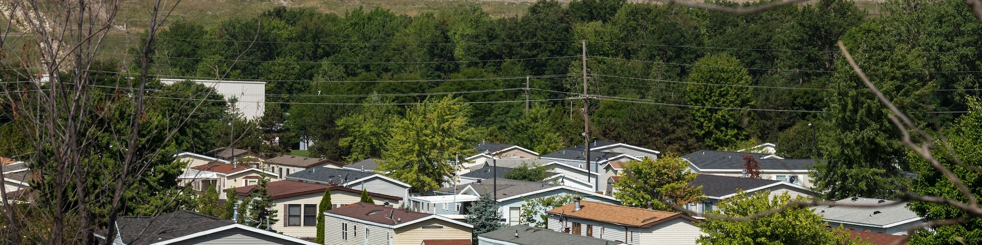GMXHA4 Canton, Michigan - Republic Services' Sauk Trail Hills landfill next to a community of manufactured and mobile homes.