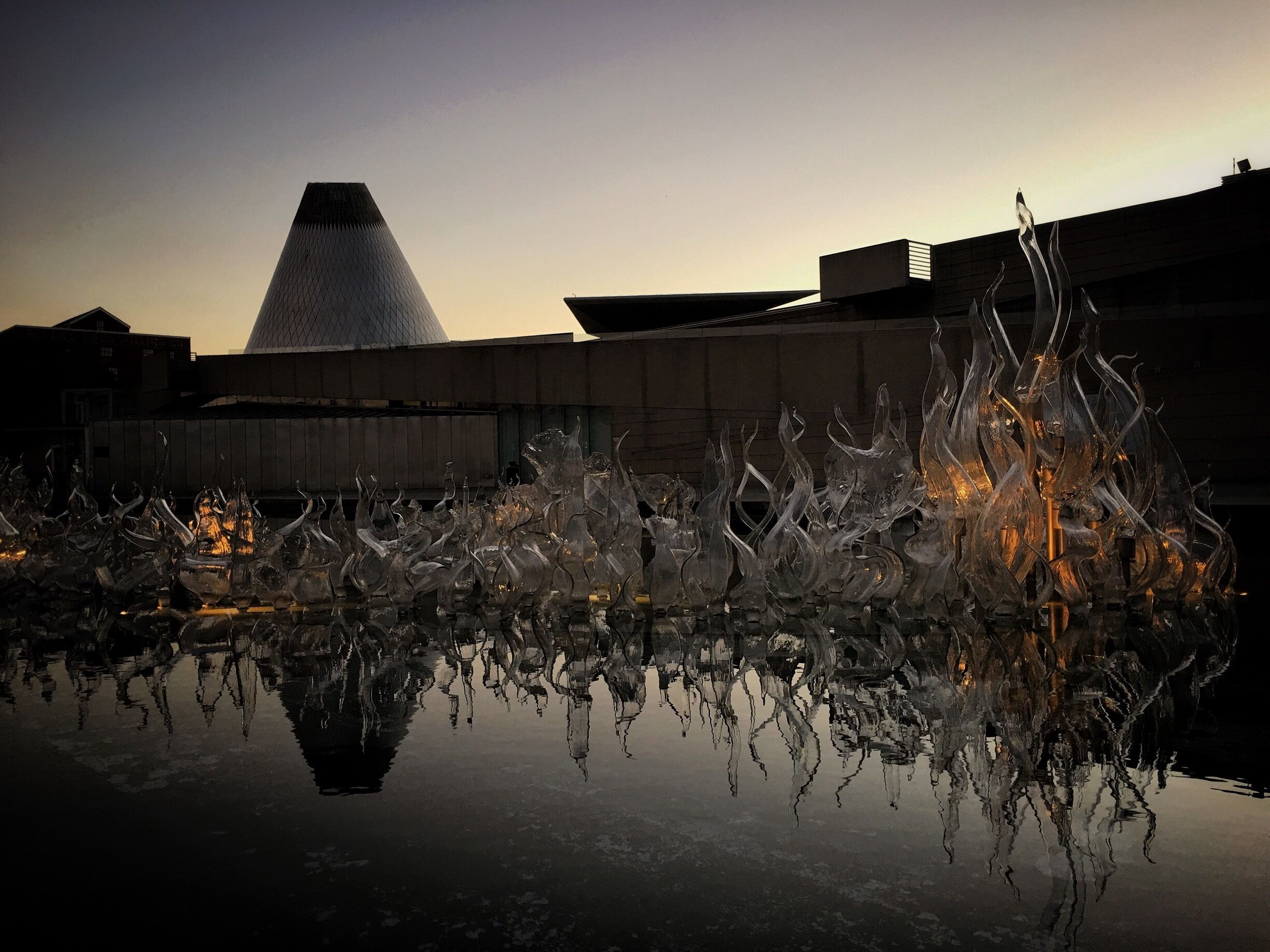 Very cool sculpture!