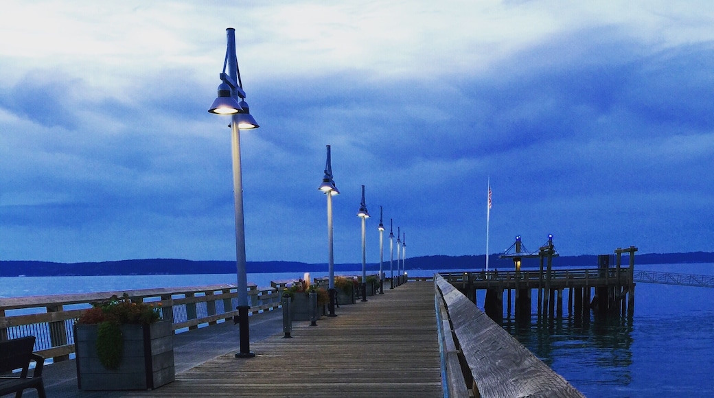 Evening stroll on #rustonway This spot never disappoints with its beauty. #LoveMyTown Photo Sweepstakes!