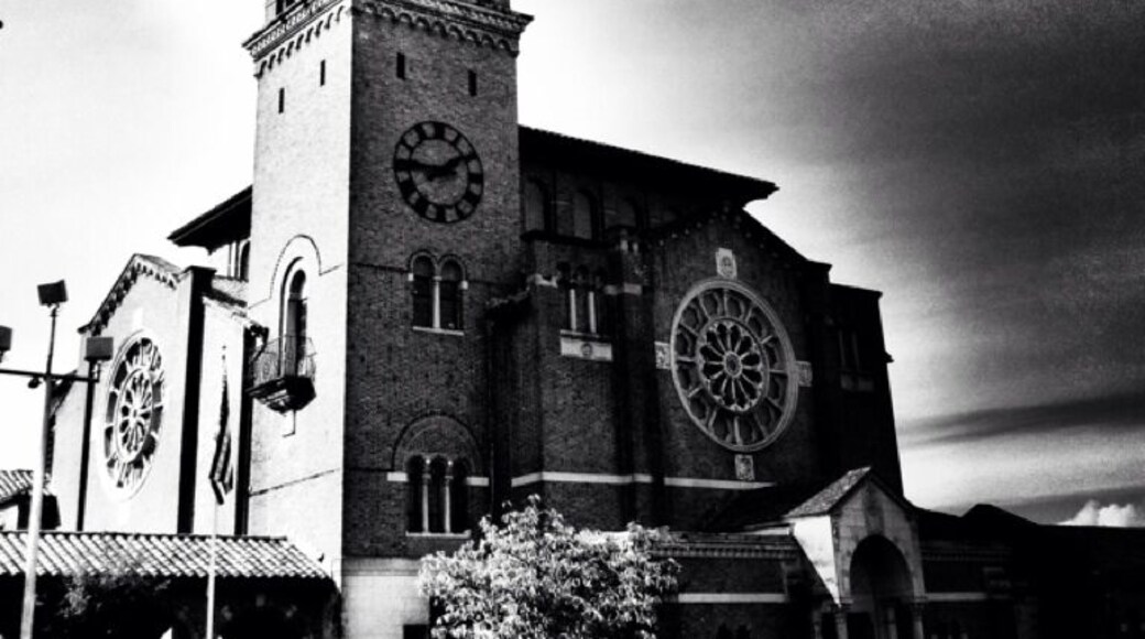 One of Tacoma's awesome architectural churches.
