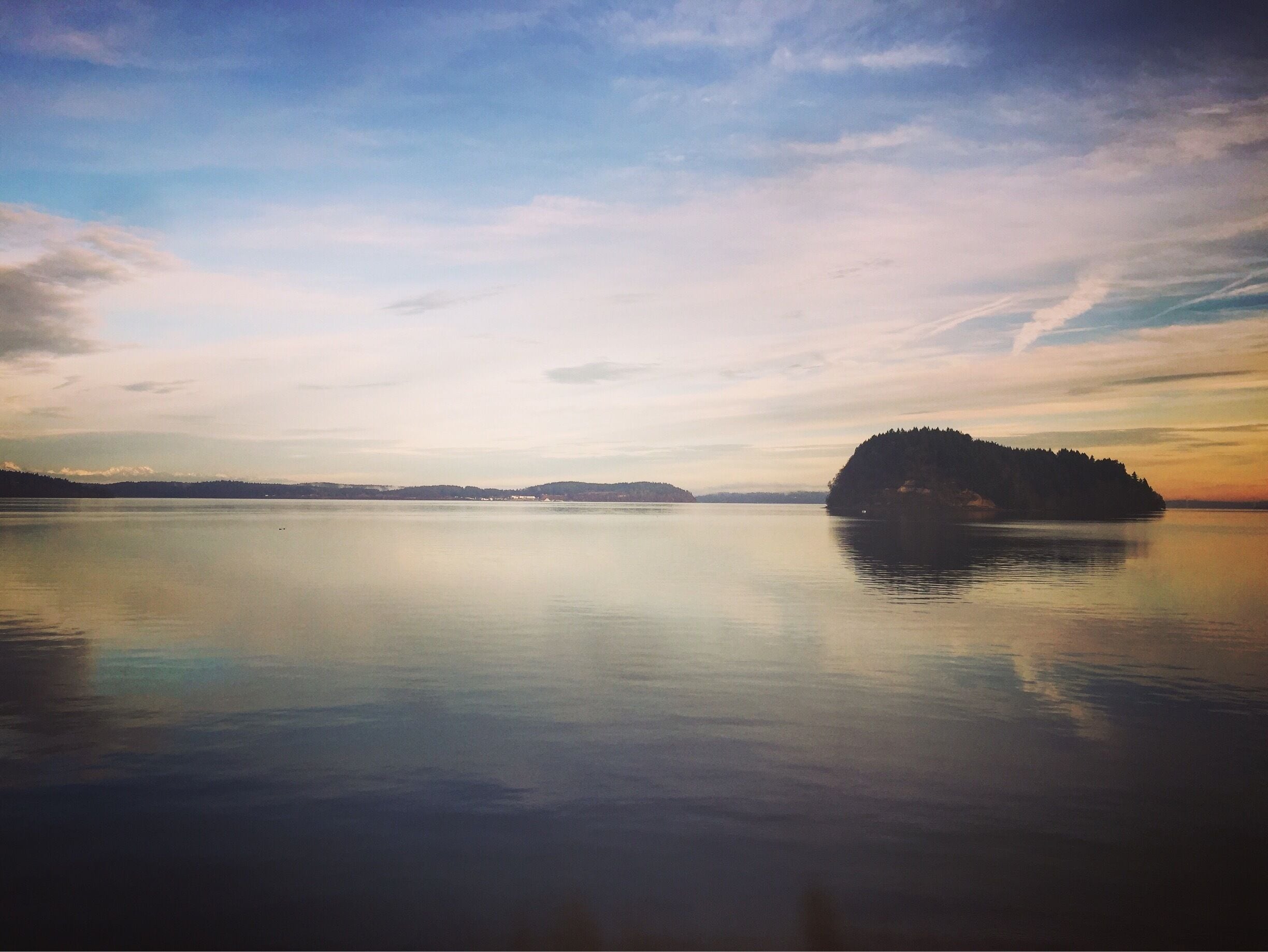 Beautiful scenes courtesy of Amtrak travelling between Seattle and Portland. Just missed getting Mount Olympus in the background!