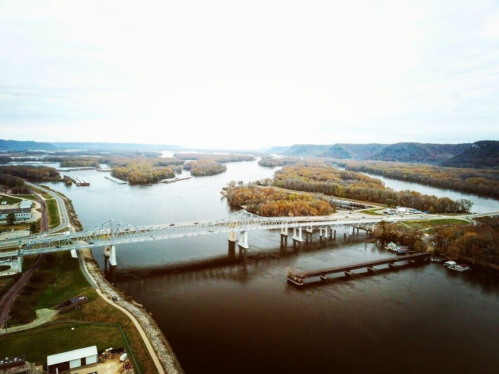 Not everywhere in the Midwest is flat. On the boarder of Minnesota and Wisconsin, the town of Winona's beauty will surprise any MidWesterner once they see the rolling hills and beautiful foliage. Fall is a great time to visit to see the leaves changing through the winding roads of Interstate 90. There's even plenty of places to rent kayaks and canoes if you'd like to get on the water! With plenty of local coffee shops and breweries, it's easy to find a place to relax near the Mississippi River. #LifeAtExpedia