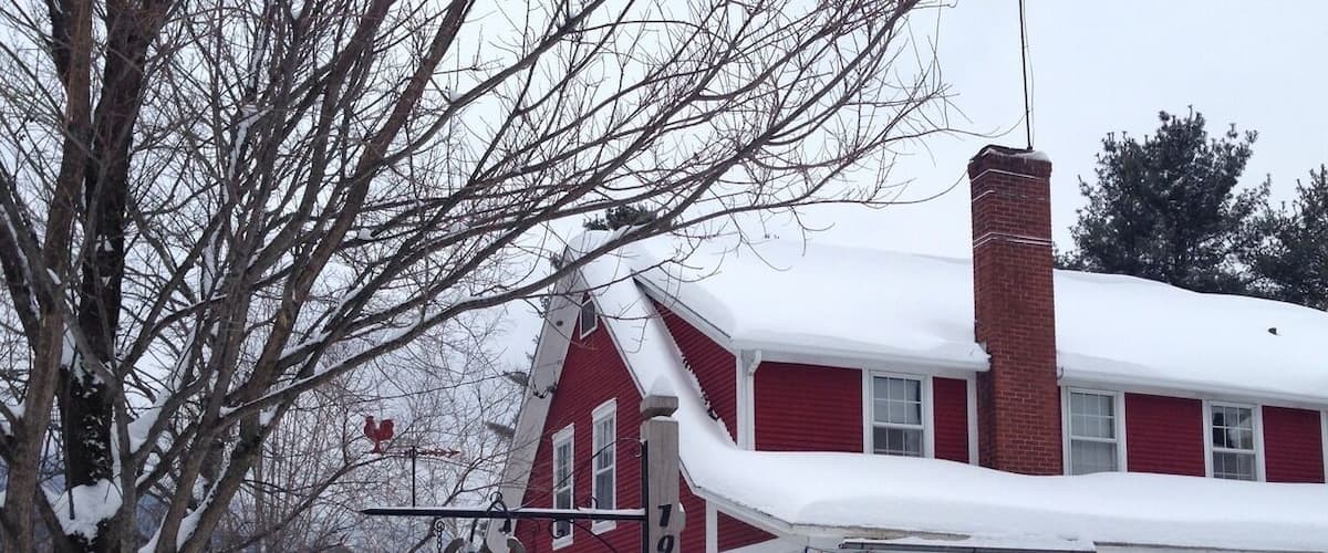 Lovely old B&B near Sugarbush Ski runs and Mad River ski runs. This whole area books up quickly when the snow arrives!