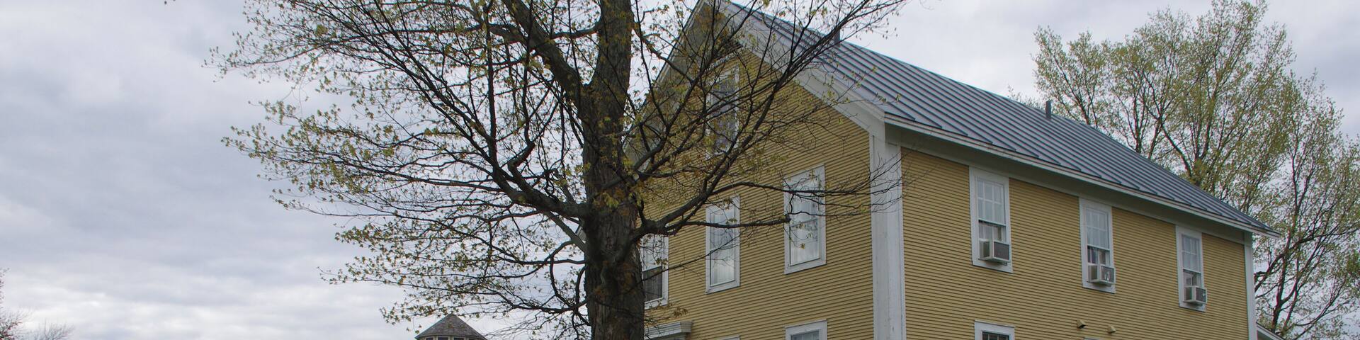 This B&B is unbelievable. Each of the rooms is unique however in a very tastefull way. In addition if you need a place for a function, lets say a wedding or a special anniversary the round barn is decked better than most hotel ballrooms. #OnTheRoad