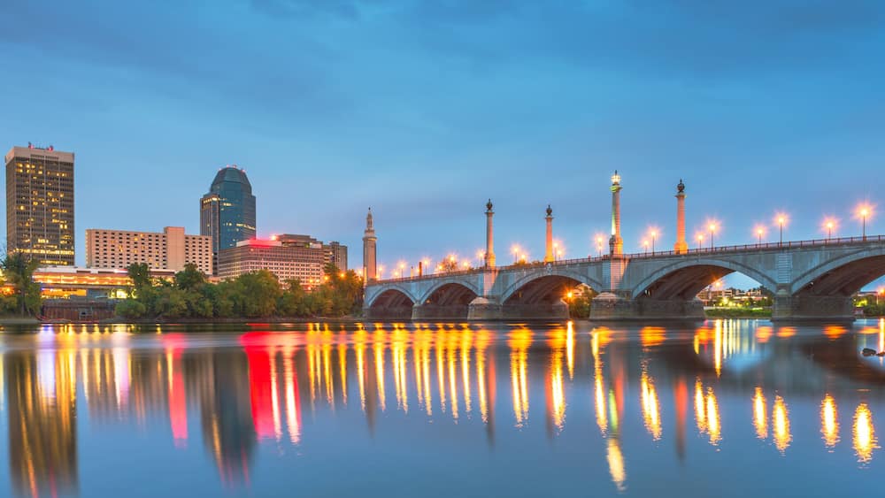 Springfield, Massachusetts, USA downtown skyline