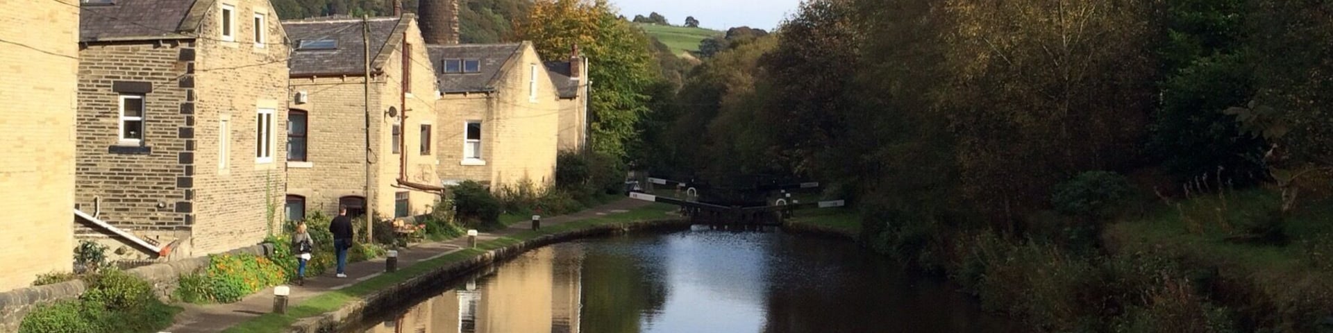 Hebden Bridge in Yorkshire, England. Recently in this part of the world and enjoyed walking along the canal at Hebden Bridge. Picturesque scenery and lots of interesting architecture! 🇬🇧