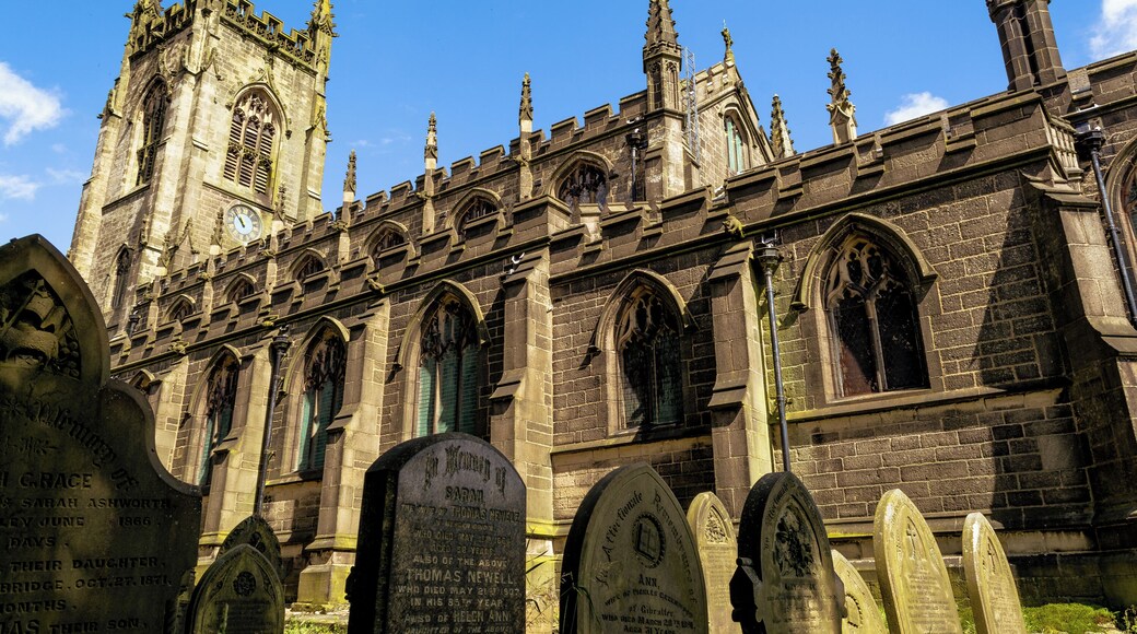 Church Of St Thomas Wikidata has entry Q17542352 with data related to this item.