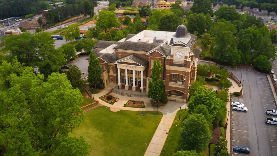 Aerial view of City town hall building in Duluth, GA