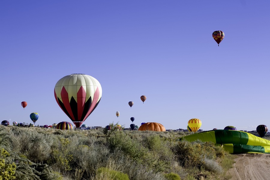 Balloons landing in Rio Rancho, NM; Shutterstock ID 6250258
