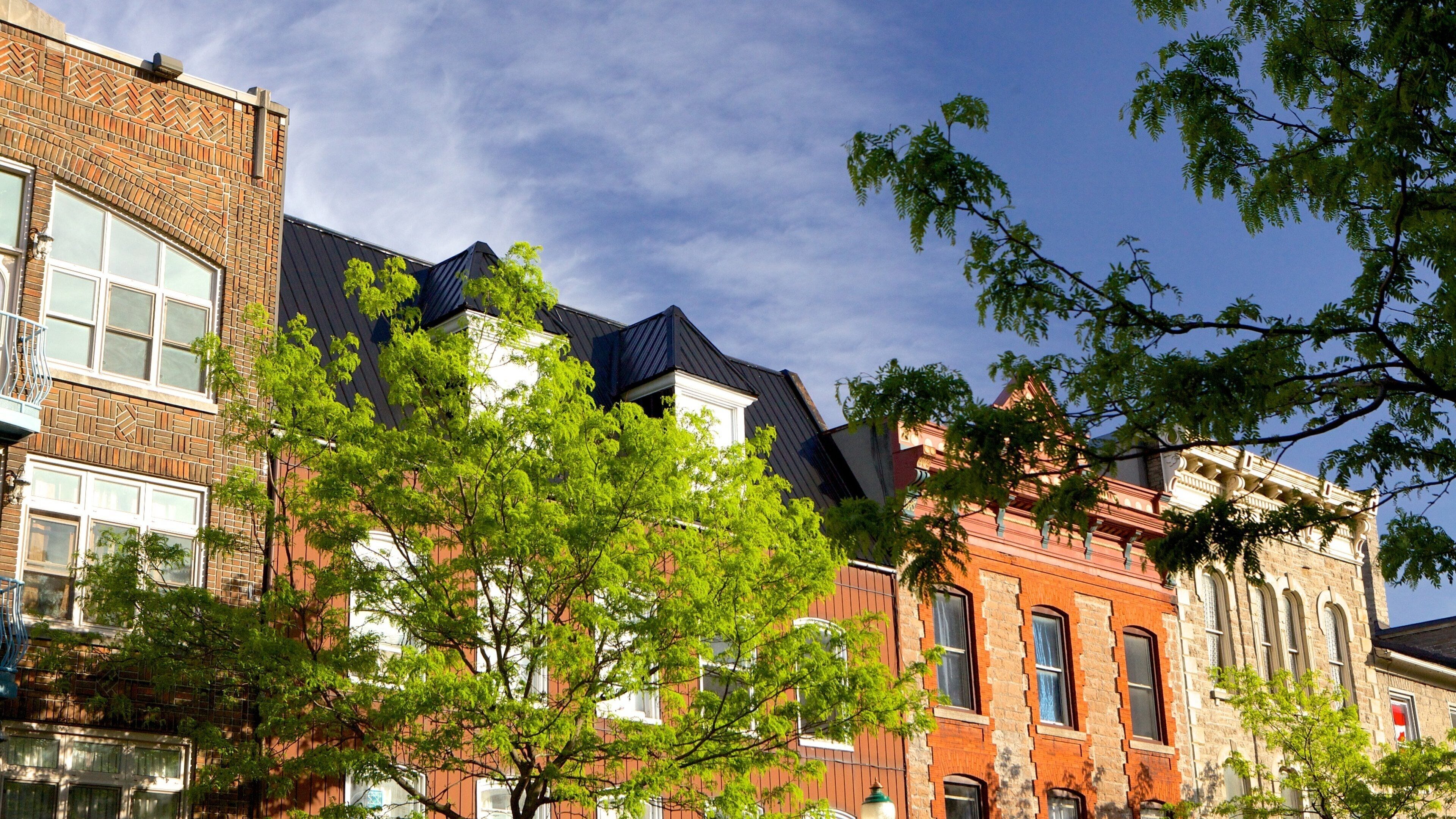 <h2>Top places to stay near the water</h2>