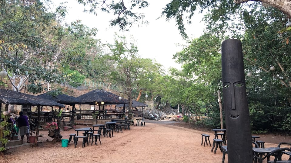 Coron, Palawan is more than just islnd hopping, there is also this hot spring which is peculiar since the water is salty🙂